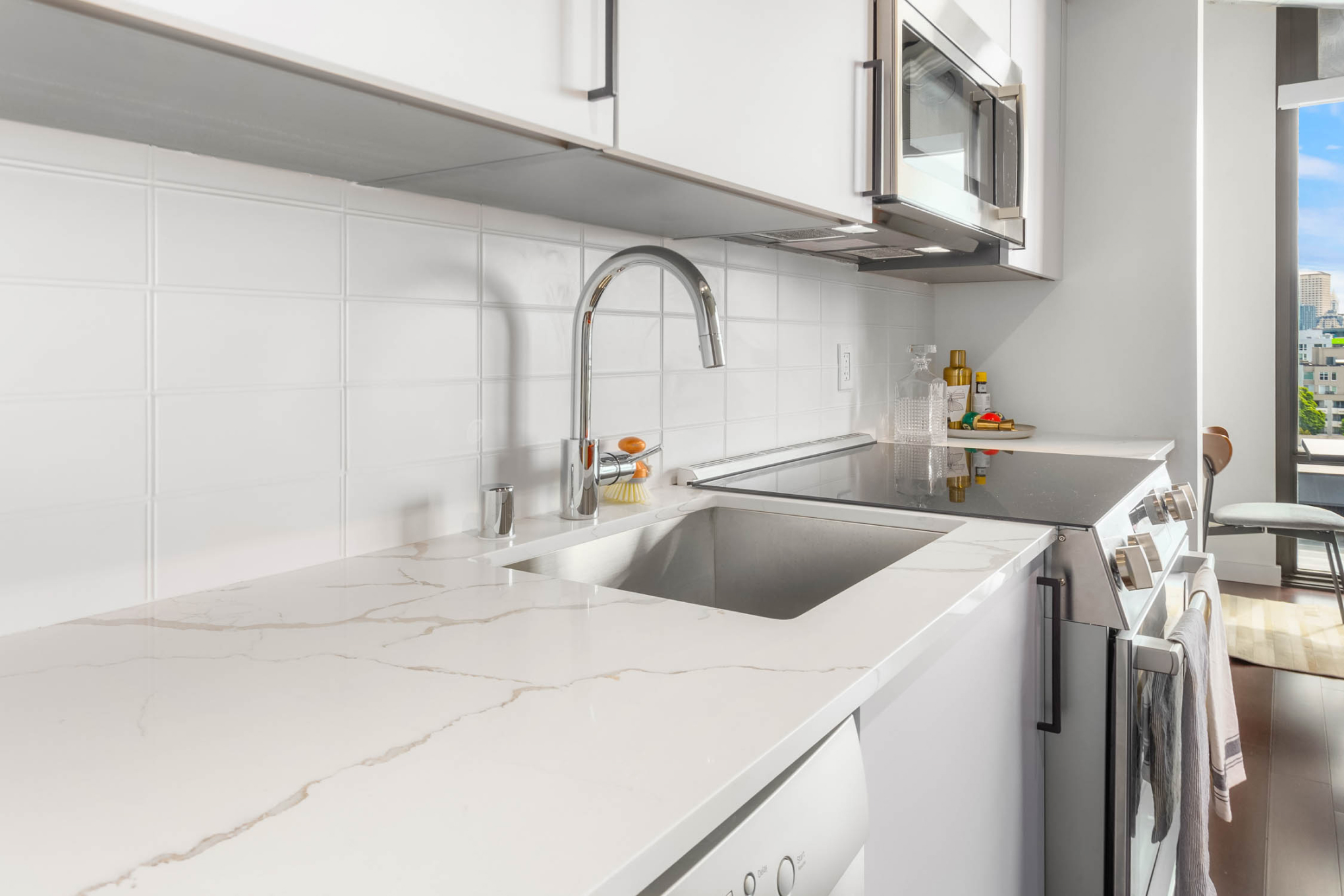 Gorgeous Quartz Counter Tops